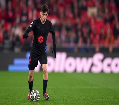 CBA当赛季最强矛与盾的对决！郭昊文大战国家队后卫高诗岩！