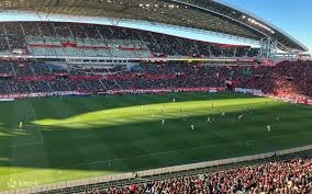 这队的攻防切换太流畅了